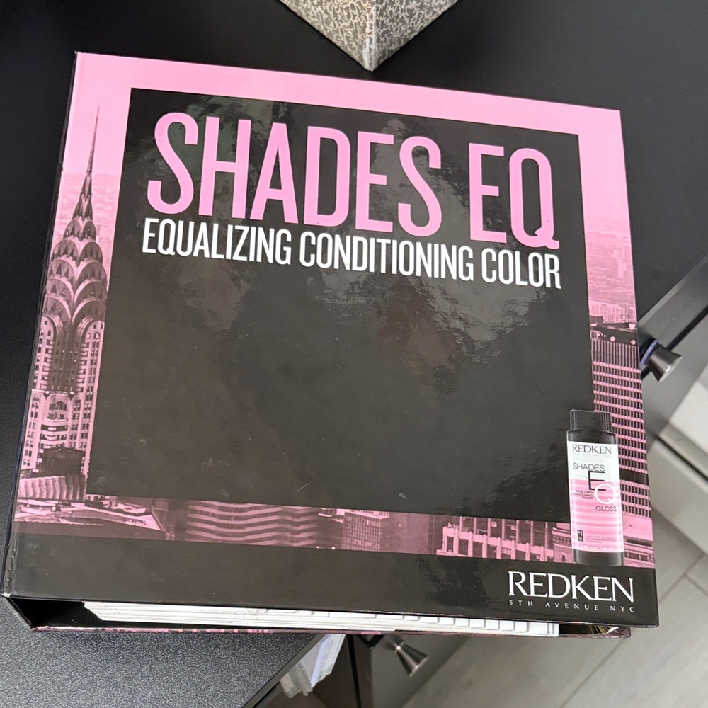 Redken Shades EQ Equalizing Conditioning Color Pink and Black Kit